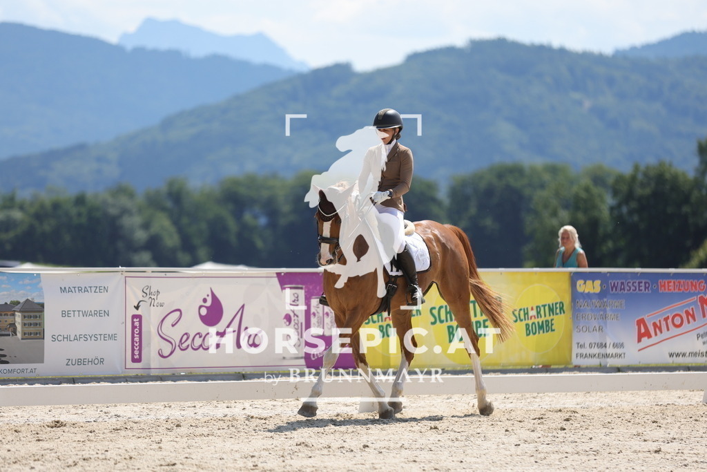 0P6A5513 | Willkommen bei Brunnmayr - Design & Fotografie – Ihrem Spezialisten für Reitturniere und Pferdeveranstaltungen in Oberösterreich, Salzburg und Bayern! Seit über 17 Jahren sind wir leidenschaftlich dabei.