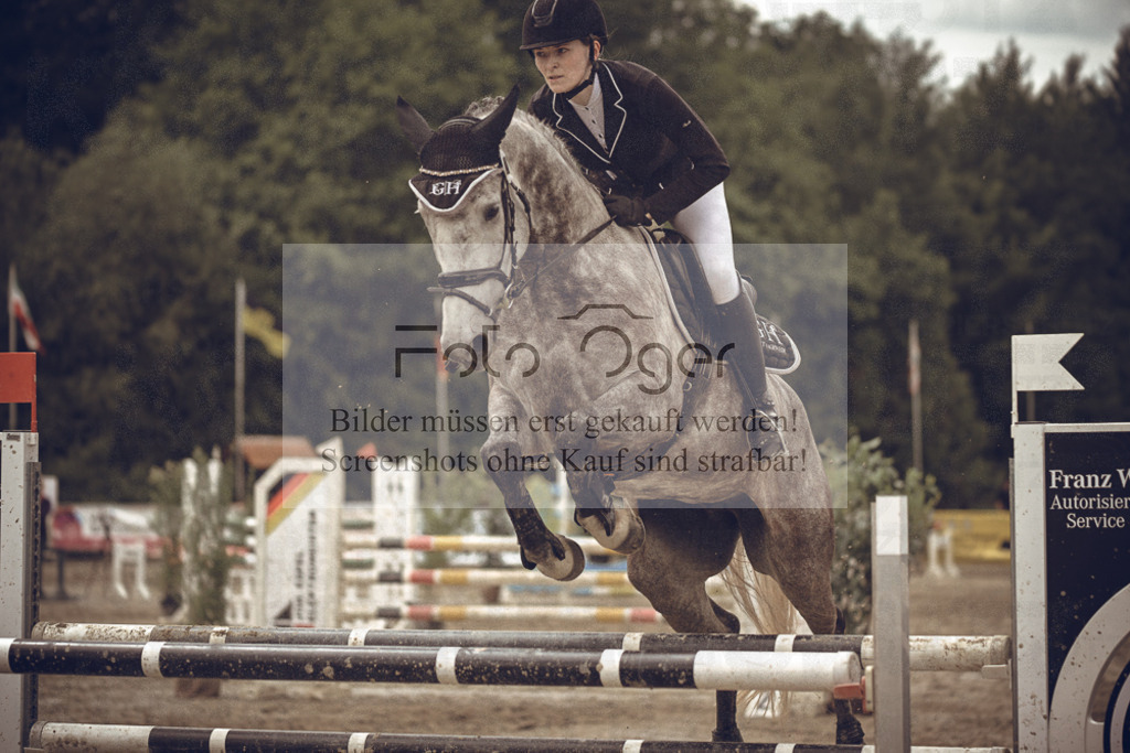 20240530-DOS_2517 | Entdecke hochwertige Reitturnierfotos von Foto Oger. Professionell, emotional und authentisch – jetzt Lieblingsmomente im Shop bestellen.Deutschlandweite Turnierfotografie. - Realisiert mit Pictrs.com