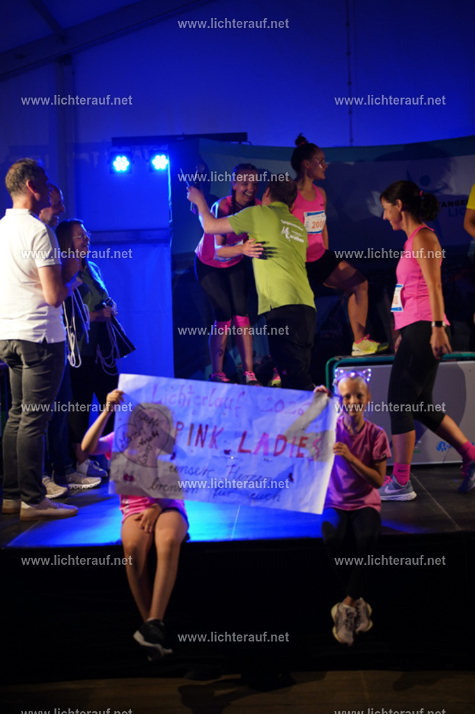 FSC00521 | Lichterlauf  - Realisiert mit Pictrs.com