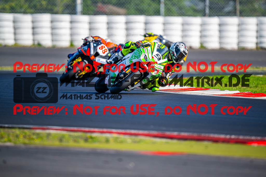 MaZZes_FotoMatrix_240831_6007705_0835 | STK1000