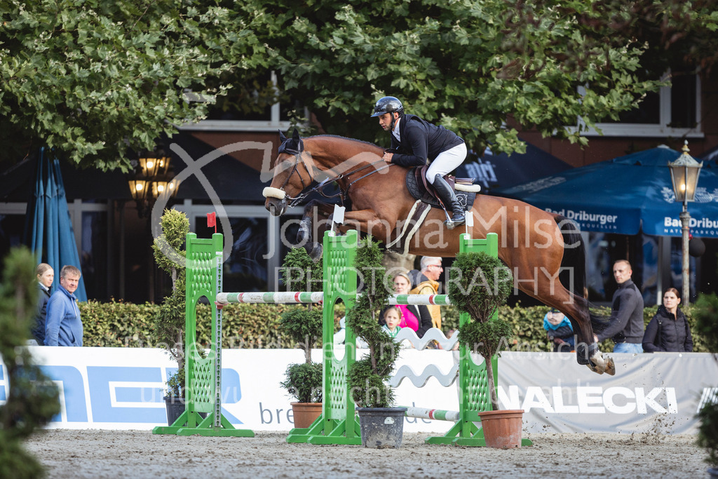 240915_OWLCh_Youngster7y-619 | Deine schönsten Turniermomente als professionelle Fotos! Entdecke hochwertige Pferdesport-Fotografie im Online-Shop. Jetzt Fotos finden & bestellen!