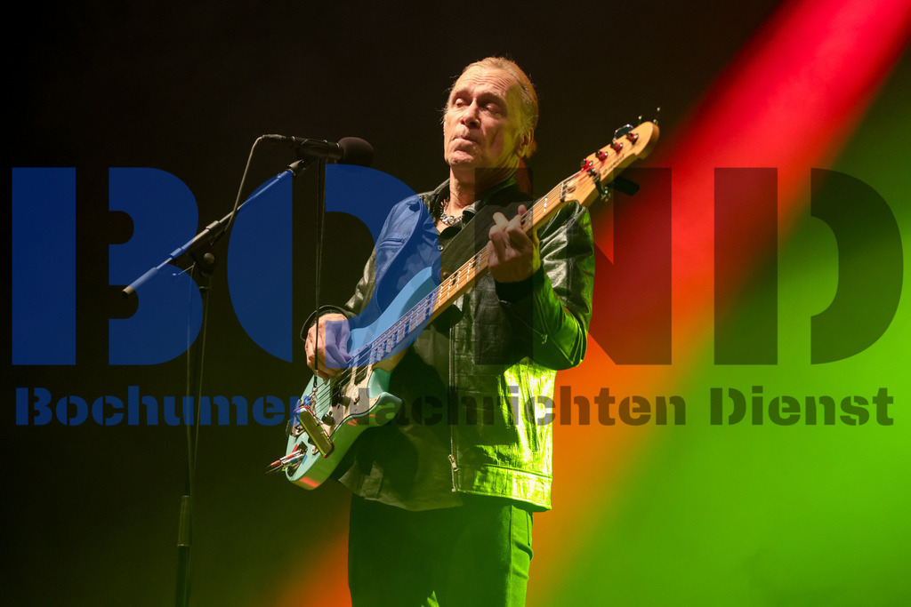 Zeltfestival Ruhr 2024 - Mr. Big  {date} -  | {headline}(Foto: Sebastian Sendlak / BOND) - Realisiert mit Pictrs.com