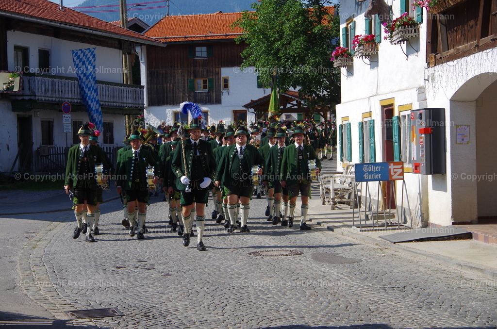 IMGP3368 | fotografiert von Axel PollmannLeonhardi Wallfahrt Benediktbeuern und Murnau, Fronleichnam, Fasching, Landschaft im Loisachtal und Benediktbeuern  - Realisiert mit Pictrs.com