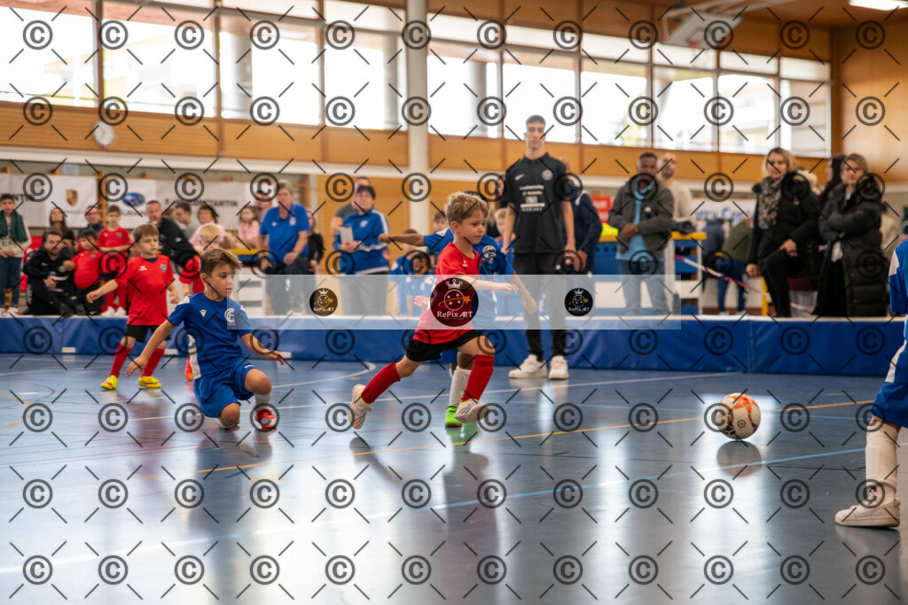 20231126_FCR_Hallenturnier_G_036 | Sport und Naturfotografie von Roberto Esposito zeigt echte Momente Bewegung und die Schönheit der Natur. Ausdrucksstarke Bilder schaffen Emotionen.