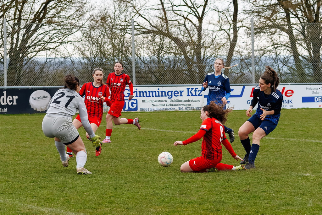 HÄRFCH_260404_3-49 | FC Härtsfeld 03 vs. 1.FC Heidenheim 1846 II, Fußball, Frauen, Bezirksliga, 2025/2026, 11. Spieltag, 04.04.2026 in Dunstelkingen (Foto: Michael Bulling) - Realisiert mit Pictrs.com