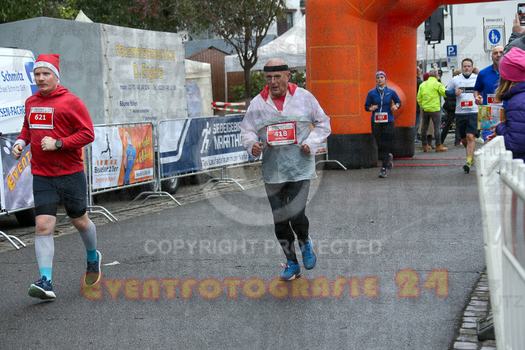 251130_1144_EX1_8534 | Sportfotografie im Rhein-Sieg Kreis, Köln, Bonn, NRW, Rheinland Pfalz, Hessen, etc. Unser Tätigkeitsfeld umfasst den Laufsport vom Volkslauf über den Marathon, Duathlon, Triathon bis zum Ultralauf wie Kölnpfad Ultra oder Schindertrail.