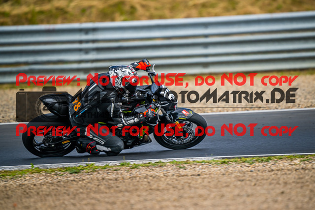 MaZZes_FotoMatrix_220625_1794 | TWINCUP