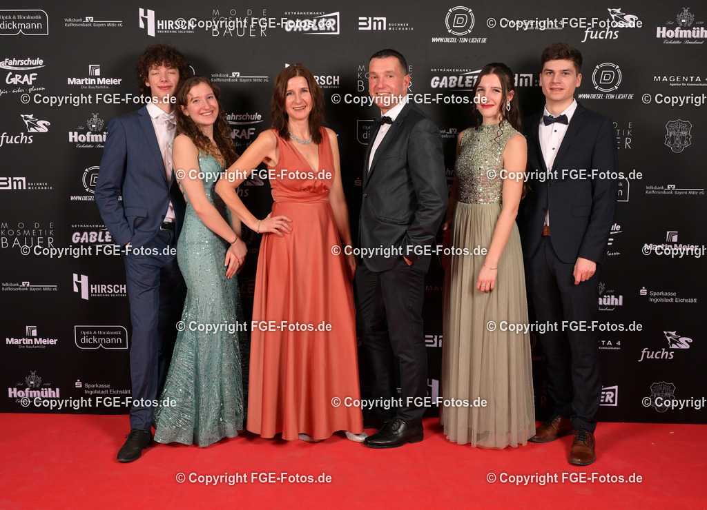20240113-fge-fotos-0128 | Eröffnungsball der FGE am 13.01.2024 im Alten Stadttheater in Eichstätt. - Realisiert mit Pictrs.com