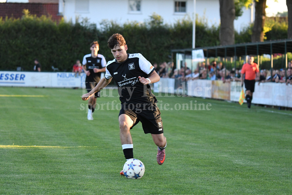 SpVgg Niederalteich : SpVgg GW Deggendorf | Lukas Semmler (SpVgg GW Deggendorf #19) - Realisiert mit Pictrs.com