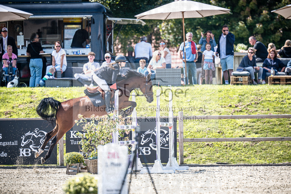 DOS_1684 | Entdecke hochwertige Reitturnierfotos von Foto Oger. Professionell, emotional und authentisch – jetzt Lieblingsmomente im Shop bestellen. - Realisiert mit Pictrs.com