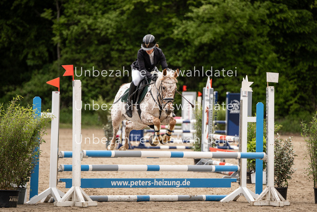 Bad_Meinberg_06158 | saradresslerfotografie - Realisiert mit Pictrs.com