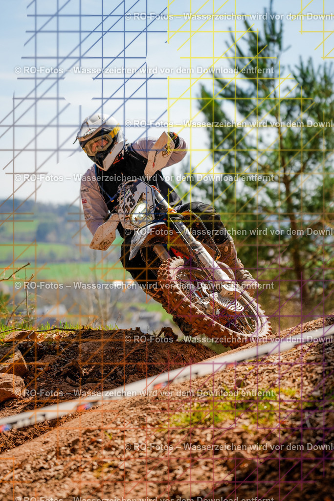 2 Lauf Mernes-940 | Sportfotografie von RO-Fotos: Motorsport, Motocross, Enduro, Laufveranstaltungen und Triathlon. Professionelle Fotos von Sportlern und Events. - Realisiert mit Pictrs.com
