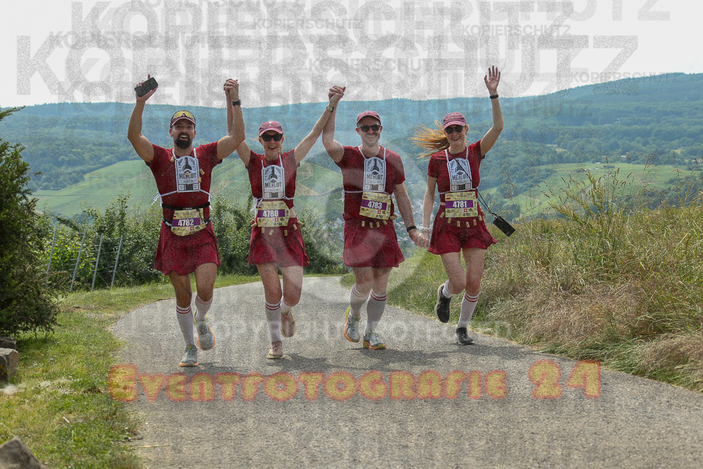 250614_1224_EX1_7275 | Sportfotografie im Rhein-Sieg Kreis, Köln, Bonn, NRW, Rheinland Pfalz, Hessen, etc. Unser Tätigkeitsfeld umfasst den Laufsport vom Volkslauf über den Marathon, Duathlon, Triathon bis zum Ultralauf wie Kölnpfad Ultra oder Schindertrail.