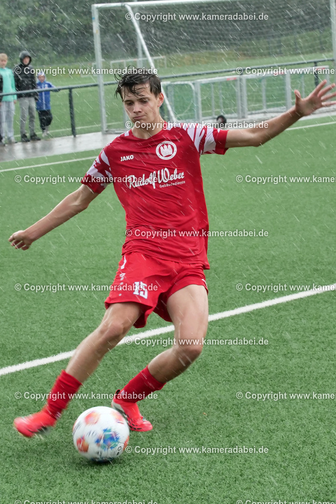 Fußball : C-Junioren : Aufstieg Regionalliga West : SUS 09 Dinslaken - Vfb 03 Hilden am 04.06.2026 in Dinslaken | Fußball : C-Junioren : Aufstieg Regionalliga West : SUS 09 Dinslaken (rotr Trikots)- Vfb 03 Hilden (weiße Trikots) am 04.06.2026 in Dinslaken - Realisiert mit Pictrs.com