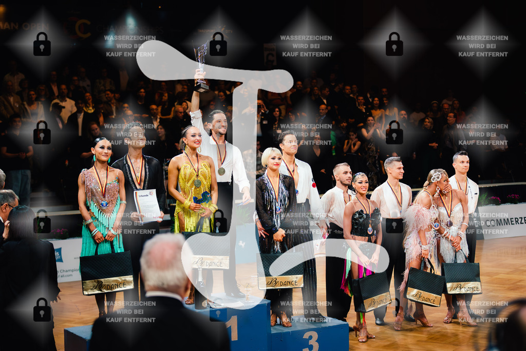 GOC 2025 - WDSF GrandSlam Latin Siegerehrung-2025-08-23-6303 | Webshop for digital downloads and prints of dance sport, event & show photographer Julian Link - Realisiert mit Pictrs.com
