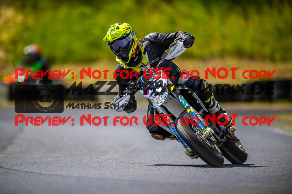 MaZZes_FotoMatrix_220528_9765 | Fotograf Mathias Schmid
Sportfotograf,
Eventfotograf,
Hochzeitsfotograf,
Portraitfotograf