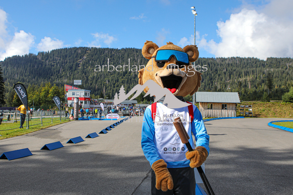 OE7A3730 | Medien- Sport- Entertainmentfotos