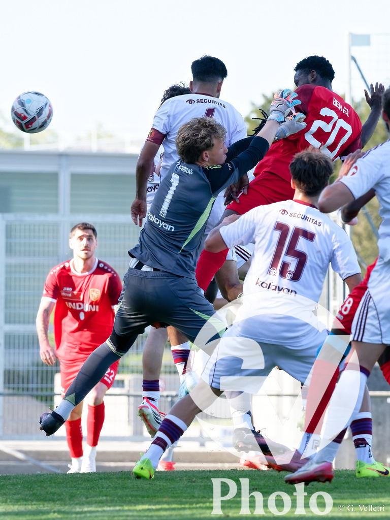 Lancy FC  v Servette FC M-21  - 1ere ligue Classic  | Geneva, Switzerland - April 25 : during the 1ere ligue Classic  match between Lancy FC  and Servette FC M-21  at Stade de Marignac on April 25 , 2026 in Geneva, Switzerland.