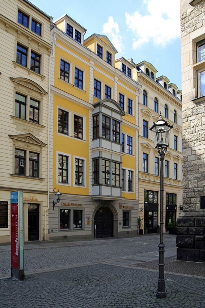 Bildlexikon Leipzig - Bosehaus | Das Team hinter BILDLEXIKON LEIPZIG bündelt historische wie aktuelle Informationen über die Stadt Leipzig in Text und Bild auf einer Plattform und stellt diese der interessierten Öffentlichkeit zur Verfügung.