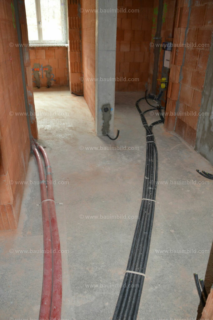 bib-lg15-sanitaer-0083 | Nach LV-Leistungsgruppen sortierte Detailfotos über den Bau eines Hauses. Alle Hausbau-Bilder direkt vom Urheber und Autor der Website Haus-Selber-Bauen.com