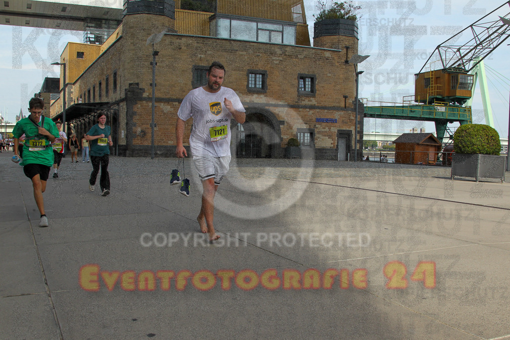 250920_1341_EV4_6433 | Sportfotografie im Rhein-Sieg Kreis, Köln, Bonn, NRW, Rheinland Pfalz, Hessen, etc. Unser Tätigkeitsfeld umfasst den Laufsport vom Volkslauf über den Marathon, Duathlon, Triathon bis zum Ultralauf wie Kölnpfad Ultra oder Schindertrail.