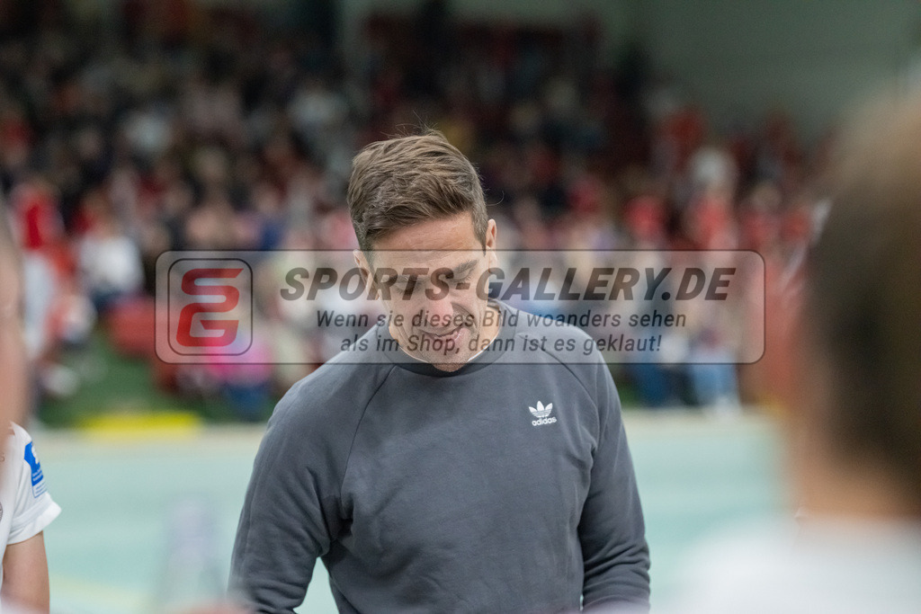 HK_20230128_103469 | 1. Bundesliga 1/4 Finale ( Damen ) Rot-Weiss Köln - Club an der Alster am 28.1.2023 Rot-Weiss Köln  , Köln , Markus Lonnes ( Trainer Rot-Weis Köln )