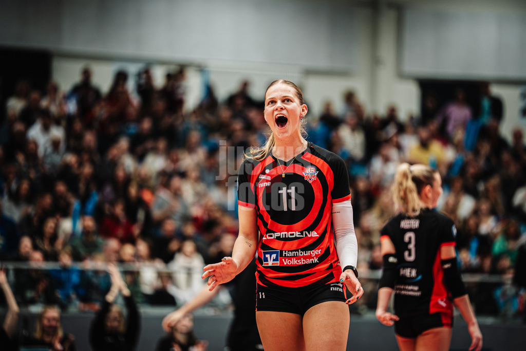 Volleyball | Frauen | Saison 2025/2026 | Volleyball Bundesliga | ETV Hamburger Volksbank Volleys vs. SSC Palmberg Schwerin | 17.01.2026 | Svea Frobel (#11, ETV Hamburger Volksbank Volleys) ärgert sich