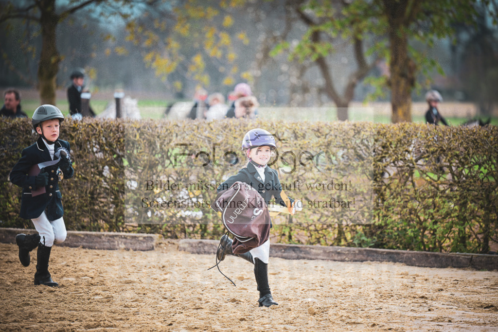 DOS_8987 | Entdecke hochwertige Reitturnierfotos von Foto Oger. Professionell, emotional und authentisch – jetzt Lieblingsmomente im Shop bestellen.Deutschlandweite Turnierfotografie. - Realisiert mit Pictrs.com