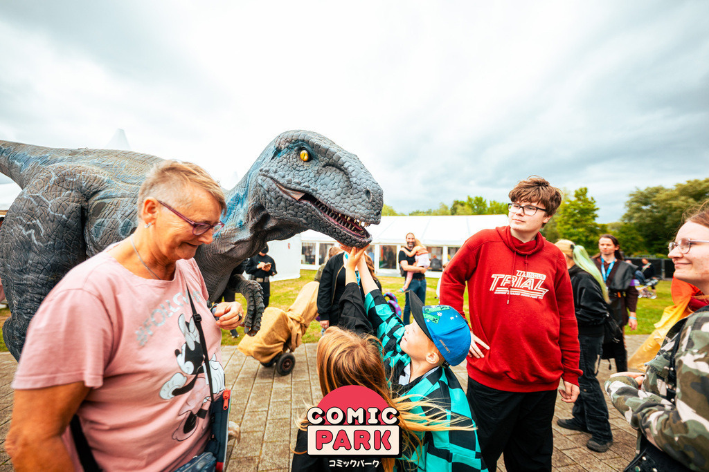 Tom Wenig -Comicpark ROS2026 SA-0448 | Hier findet ihr eure Fotografien und verschiedenste Motive zum Bestellen. - Realisiert mit Pictrs.com