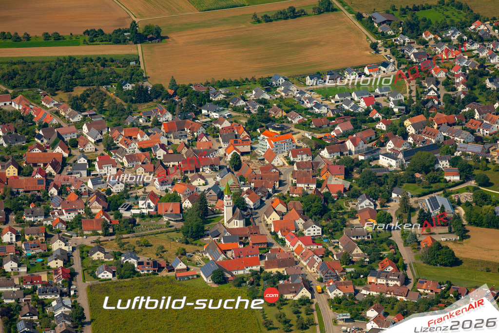 Das Luftbild zeigt : Asch Blaubeuren - Die Luftaufnahme wurde 2024 vom UL-Flugzeug aus erstellt ( keine Drohne ) - Hochauflösende Luftaufnahme - Für grossformatige Ausdrucke geeignet. Die Geschenkidee !Mit Lizenz und Bildrechte bestellbar
