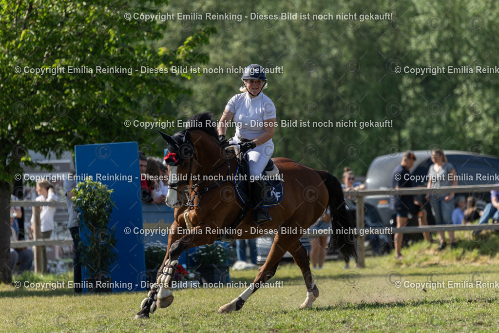 CL5A5293 | Emilia Reinking Fotografie - Realisiert mit Pictrs.com