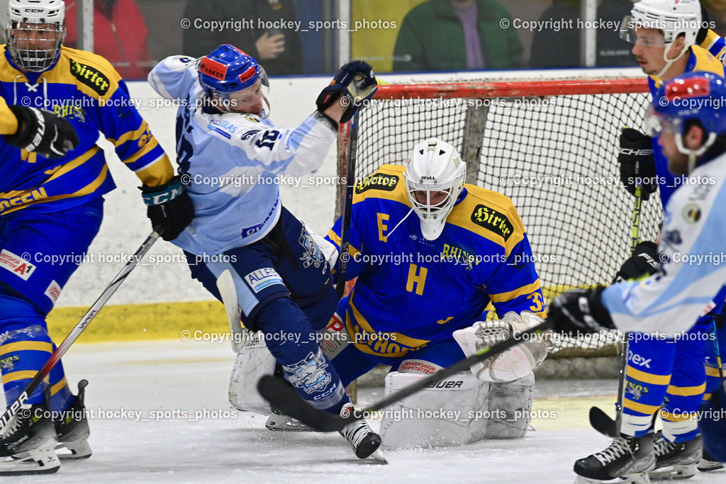 EHC Althofen vs. ESC Steindorf 6.3.2024 | #18 Pewal Martin ESC Steindorf, #31 Horn Fabian EHC Althofen, EHC Althofen vs. ESC Steindorf 6.3.2024, EHC Althofen vs. ESC Steindorf am 06.03.2024 in Althofen (Stadthalle Althofen ), Austria, (Photo by Bernd Stefan)