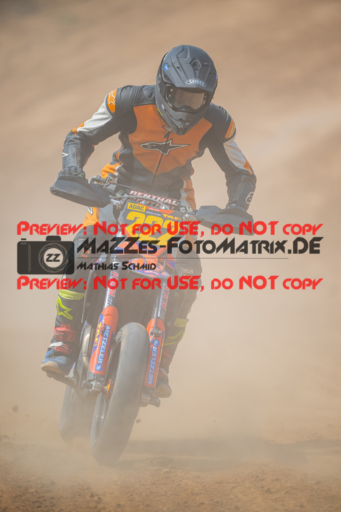 MaZZes-Fotomatrix-20260816-614938 | S2