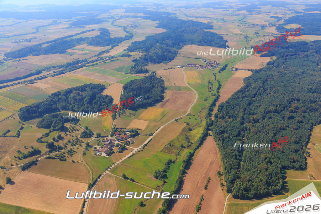 Luftbild von Lenzersdorf Leutershausen - Luftaufnahme wurde 2016 von https://frankenair.de mittels Flugzeug (keine Drohne) erstellt - die Geschenkidee