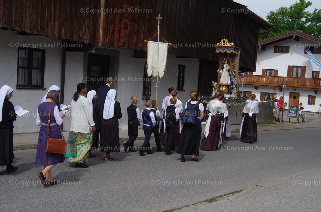 IMGP5307 | fotografiert von Axel PollmannLeonhardi Wallfahrt Benediktbeuern und Murnau, Fronleichnam, Fasching, Landschaft im Loisachtal und Benediktbeuern  - Realisiert mit Pictrs.com