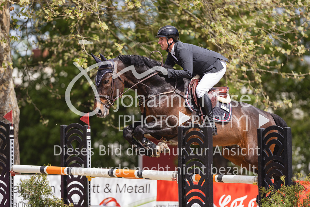 260502_Spenge_9_Youngster-M2-912 | Deine schönsten Turniermomente als professionelle Fotos! Entdecke hochwertige Pferdesport-Fotografie im Online-Shop. Jetzt Fotos finden & bestellen!