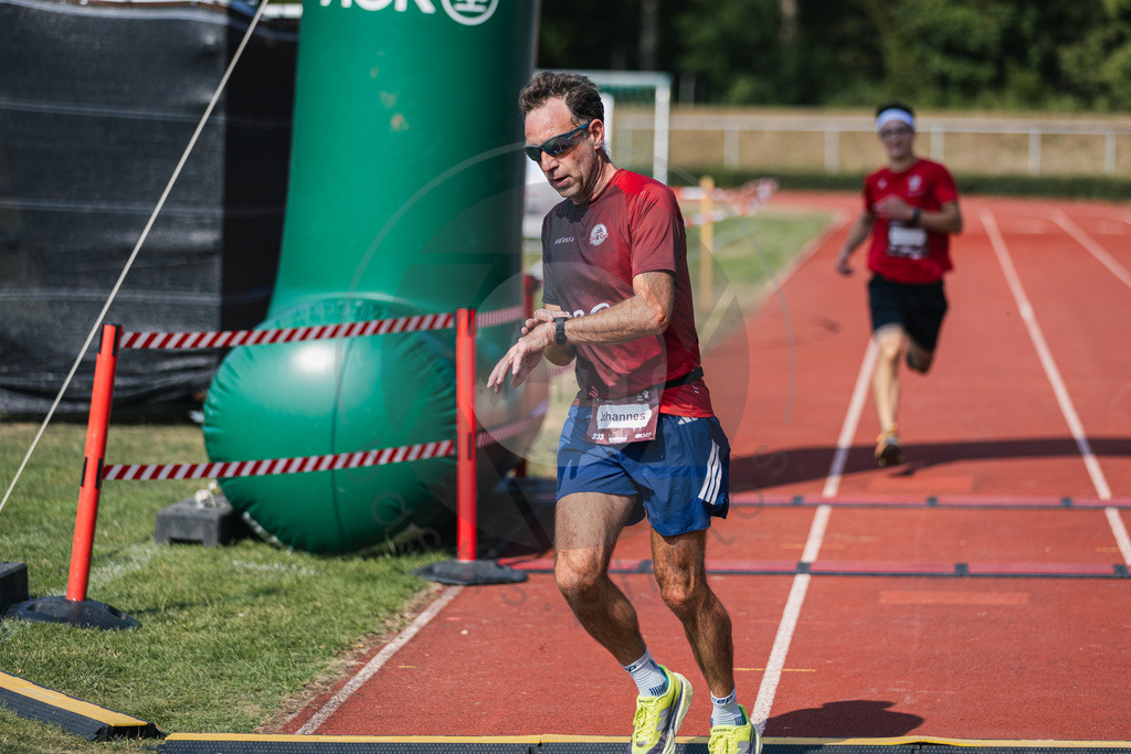 2026-07-26 Halbmarathon Moenchsdeggingen - 00501 | bastis.photos - Realisiert mit Pictrs.com