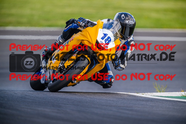 MaZZes_FotoMatrix_220506_97372 | Fotograf Mathias Schmid
Sportfotograf,
Eventfotograf,
Hochzeitsfotograf,
Portraitfotograf