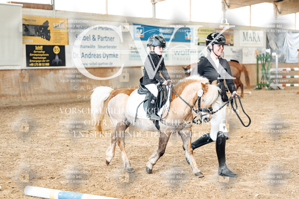 CK905849 | Turnierfotografie Pferdefotografie Trier Rheinland-Pfalz Pferdesport Reitsport Tierfotografie Sportfotografie Pferdevideo Pferdevideografie Equestrianvideography equestrianphotography  - Realisiert mit Pictrs.com