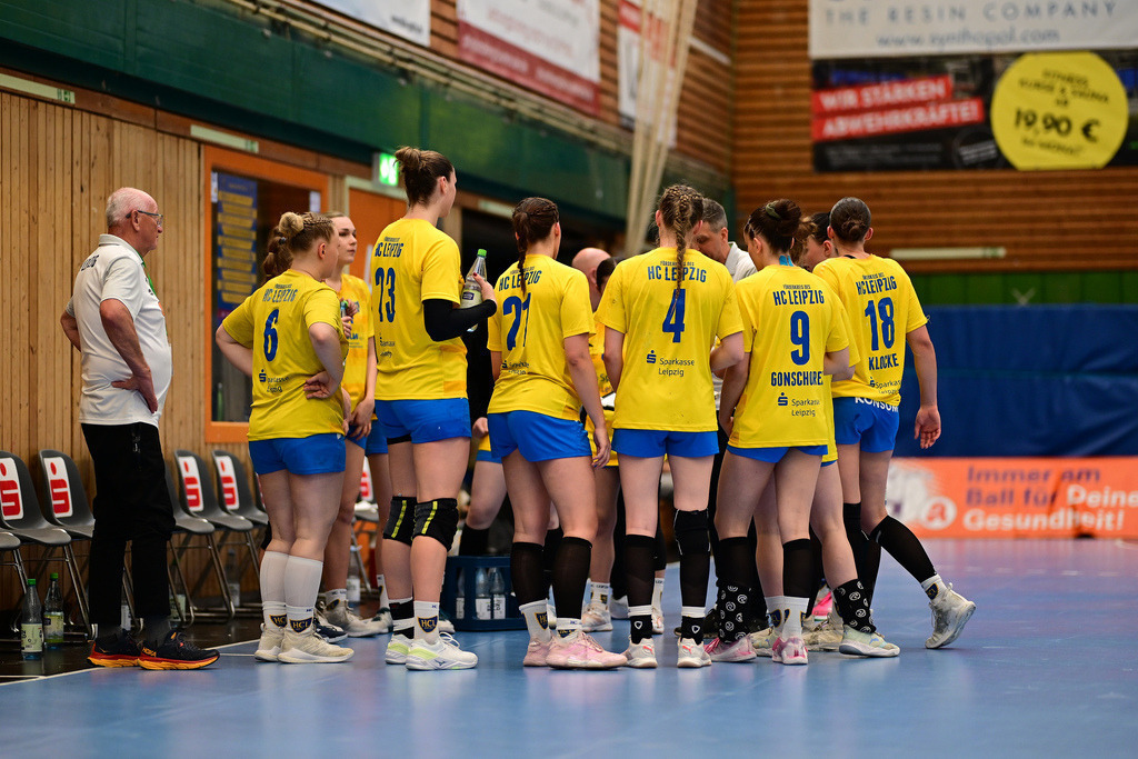 Handball I Juniorinnen I Saison 2024-2025 I Deutsche Meisterschaft I Viertelfinale I Buxtehuder SV - HC Leipzig | HC Leipzig Frauen - Realisiert mit Pictrs.com