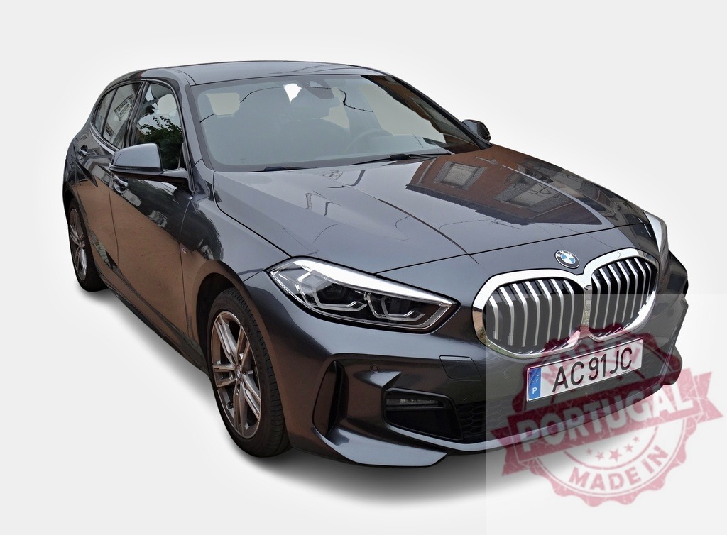 Modern BMW 1 Series Hatchback Parked on White Background | Front view of a gray BMW 1 Series hatchback parked on a seamless white background, showcasing its sleek and contemporary design - Realisiert mit Pictrs.com