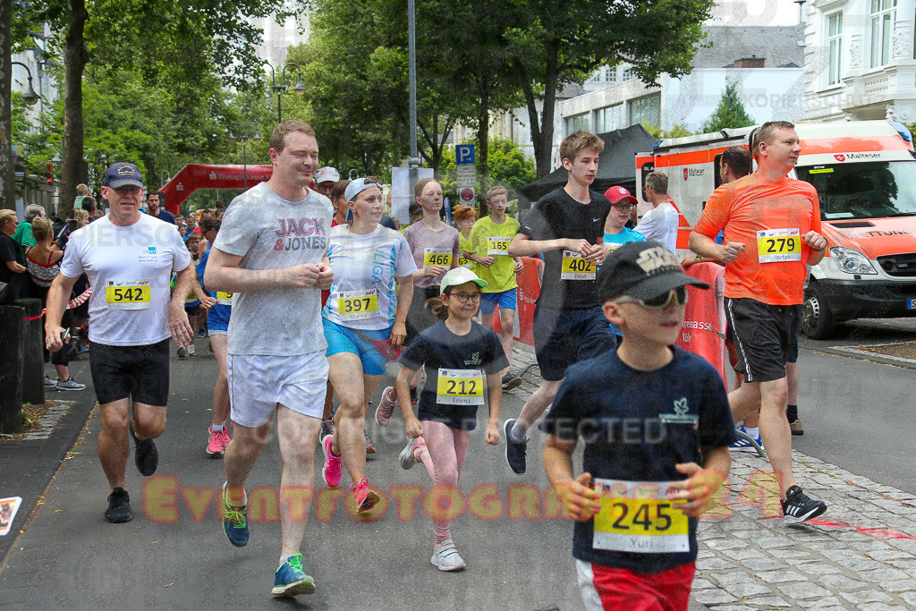 220625_1505_EX1_2853 | Sportfotografie im Rhein-Sieg Kreis, Köln, Bonn, NRW, Rheinland Pfalz, Hessen, etc. Unser Tätigkeitsfeld umfasst den Laufsport vom Volkslauf über den Marathon, Duathlon, Triathon bis zum Ultralauf wie Kölnpfad Ultra oder Schindertrail.