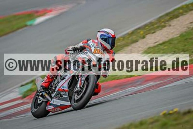 spof6293 | Professionelle Fotos von Sportveranstaltungen, aber auch Hochzeiten und anderen Events. - Realisiert mit Pictrs.com