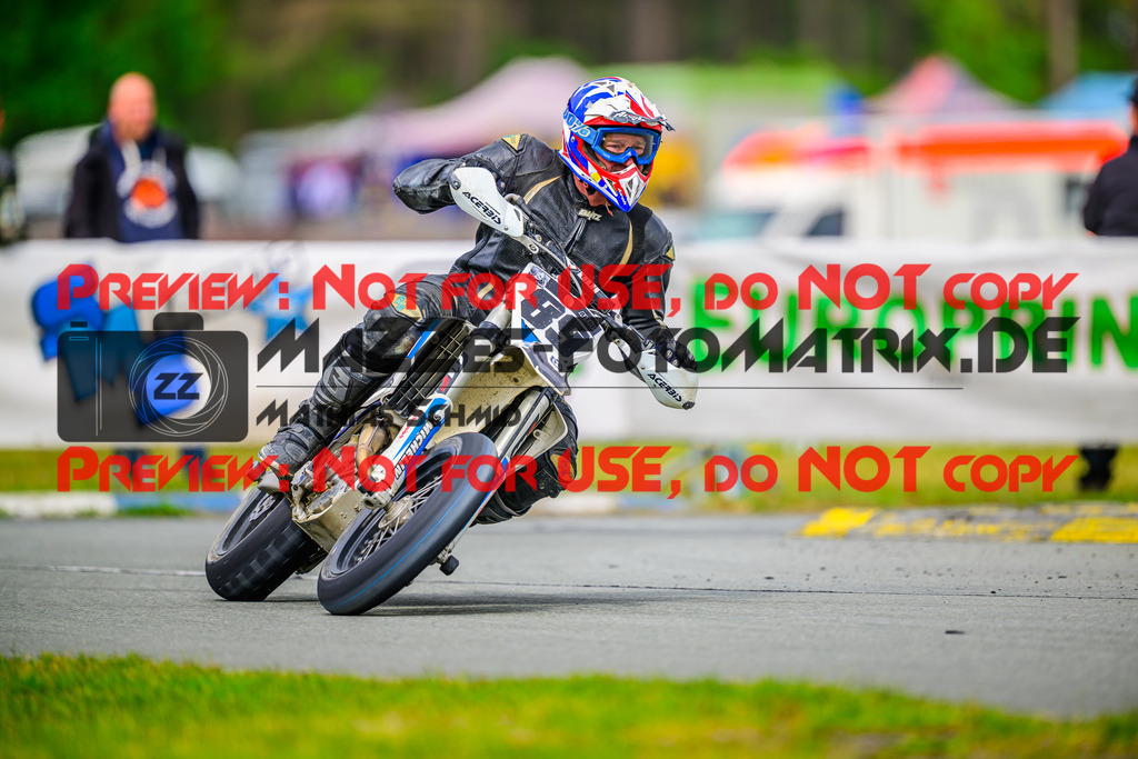 MaZZes_Fotomatrix_20250504_6007705_1288 | UE40