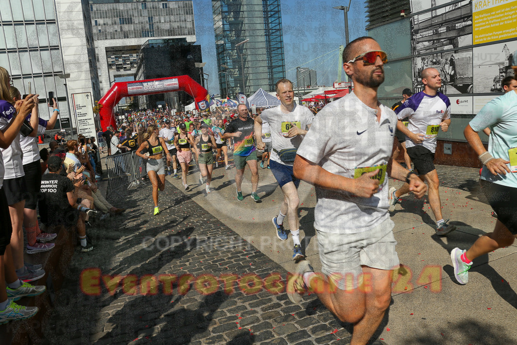 240921_1430_EX1_3703 | Sportfotografie im Rhein-Sieg Kreis, Köln, Bonn, NRW, Rheinland Pfalz, Hessen, etc. Unser Tätigkeitsfeld umfasst den Laufsport vom Volkslauf über den Marathon, Duathlon, Triathon bis zum Ultralauf wie Kölnpfad Ultra oder Schindertrail.