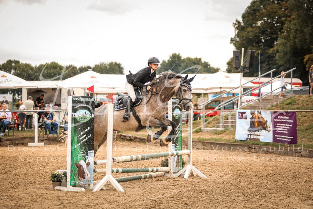 06.SoSpWB00250 | Leoni Ertmer Photography - Realisiert mit Pictrs.com