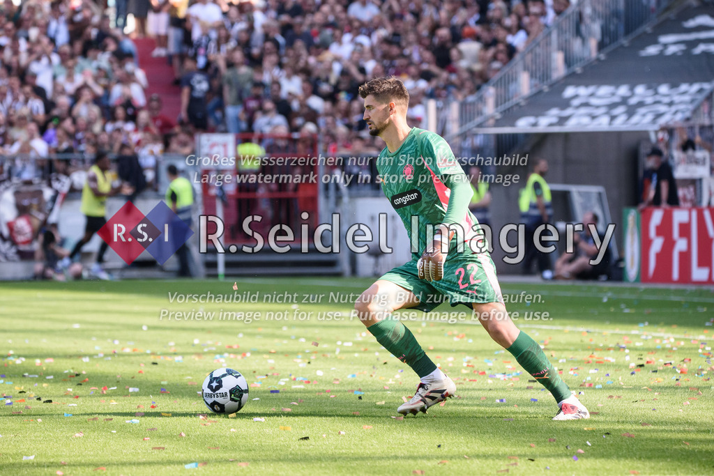 RS-1-132712 | Nikola Vasilj (#22, FCSP, Torwart)