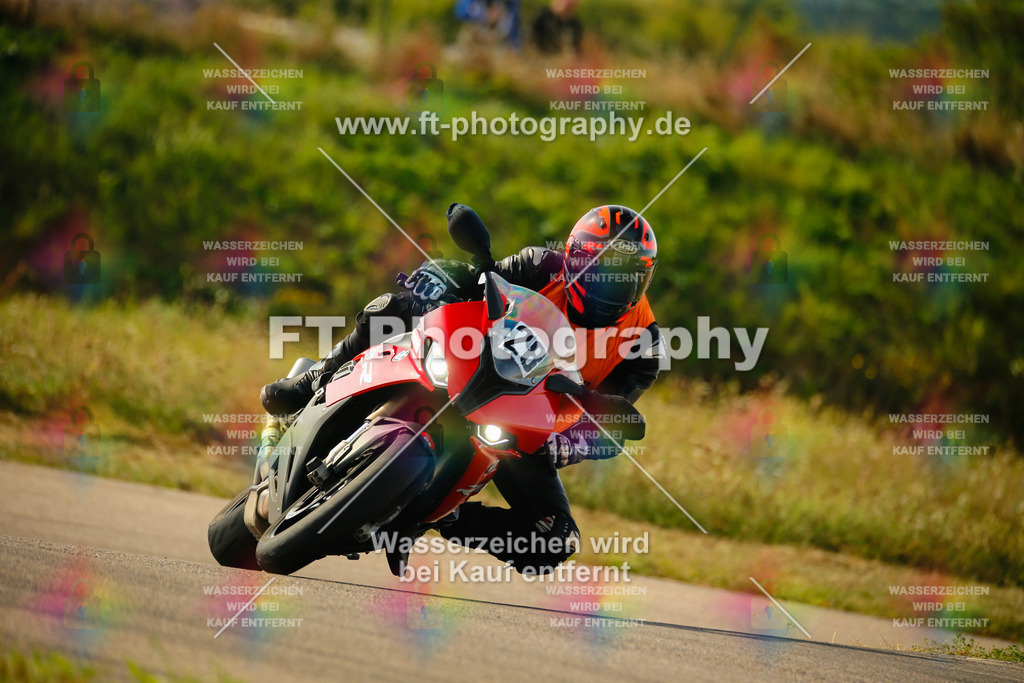 _MOT6322 | Hier findet Ihr Bilder von Touristenfahrten auf der Nürburgring Nordschleife oder von anderen Veranstaltungen die ich besucht habe. Viel Spass beim Durch Schauen 