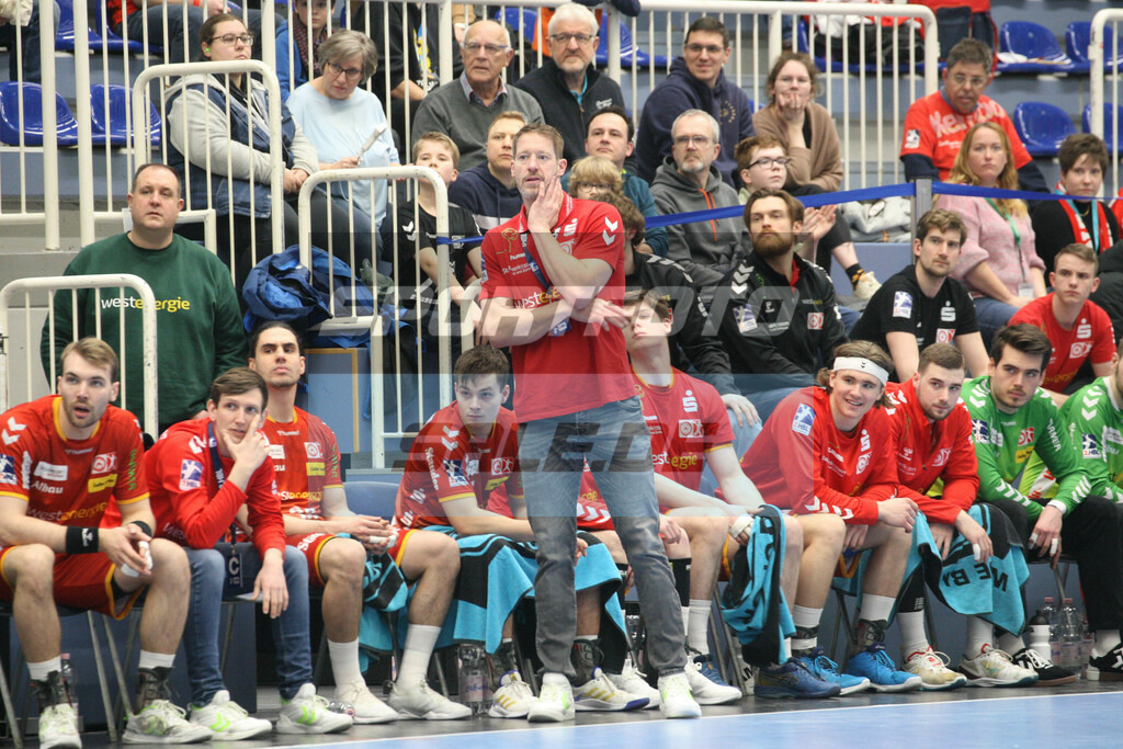 TUSEM Essen - HBW Balingen | Trainer Michael Hegemann - © Sportfoto-Sale (MK) - Realisiert mit Pictrs.com