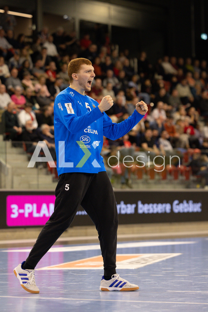 Handballen I Herren I Saison 2025-2026 I Quickline Handball League 2026 | Men I 18. Spieltag I Pfade Winterthur - Kadetten Schaffhausen I 20.12.2025 | 5 Leon Bergmann (Kadetten Schaffhausen) - Torhüter - Realisiert mit Pictrs.com
